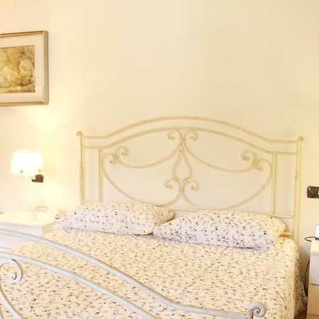 Villa Milena Arese Exteriör bild