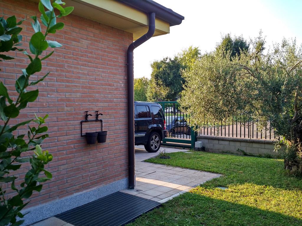 Villa Milena Arese Exteriör bild