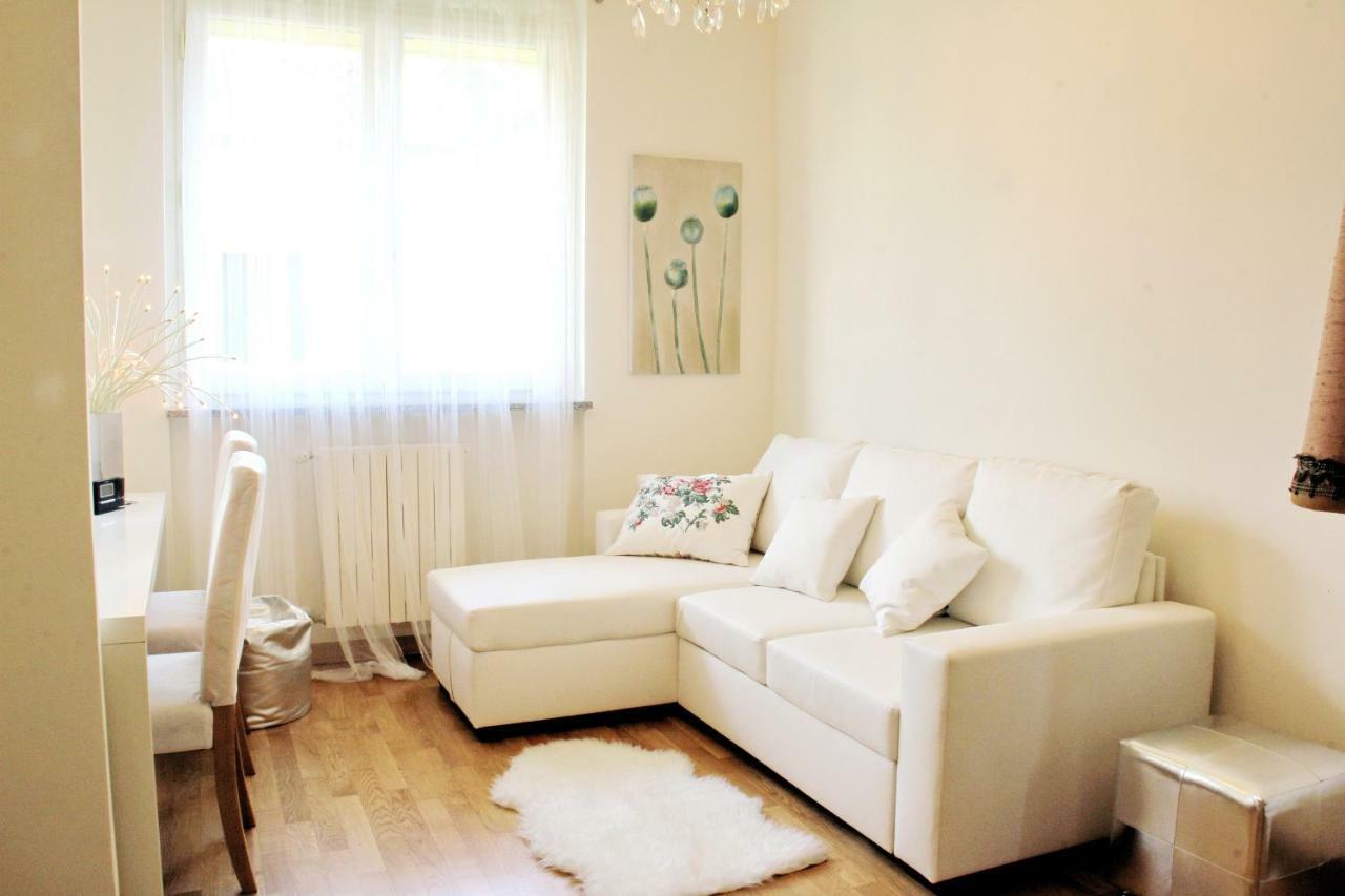 Villa Milena Arese Exteriör bild